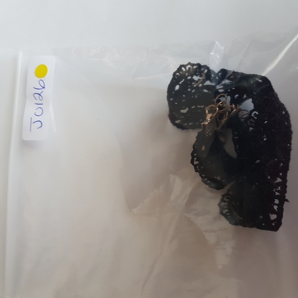 ☀️ Aldo Lace Choker Necklace - Picture 6 of 6